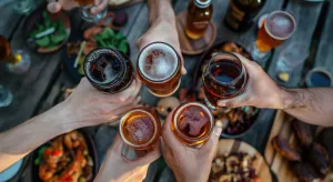 Apéro et jeûne intermittent : comment concilier convivialité et discipline