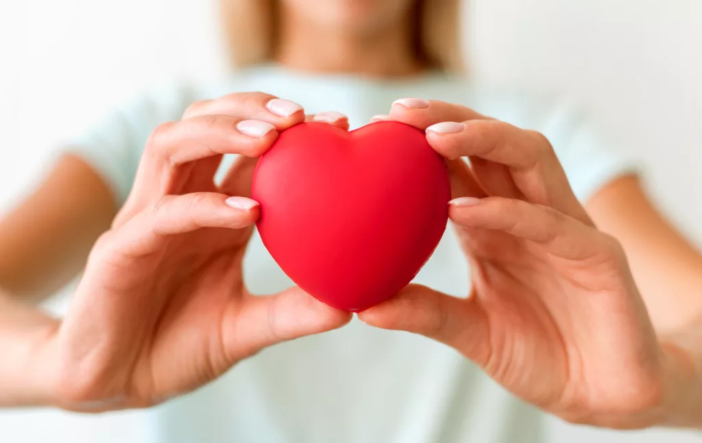 Les effets du jeûne intermittent sur le métabolisme : Mécanismes et bienfaits, on fait le point. santé cardiovasculaire et jeûne intermittent
