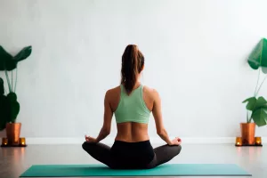 le lien entre yoga et productivité