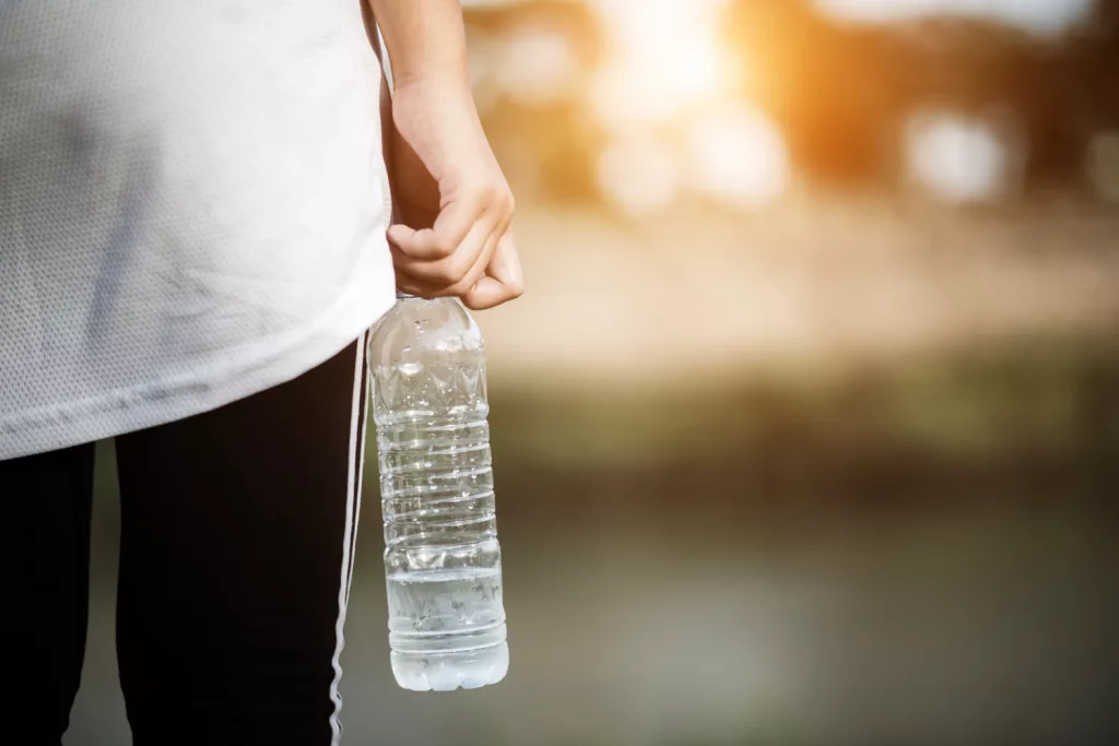 les signes de d&eacute;shydratation pendant le je&ucirc;ne intermittent